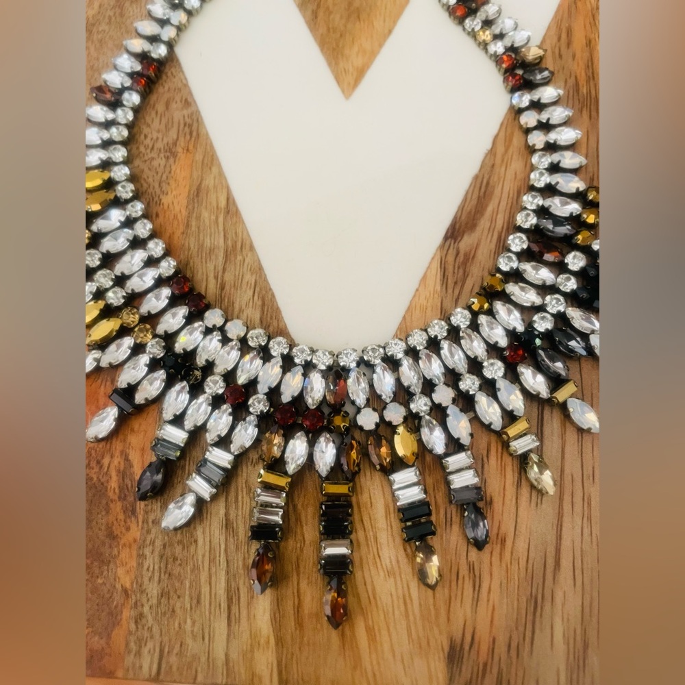 Lori Goldstein “Northern Lights” Statement Necklac - Picture 4 of 8